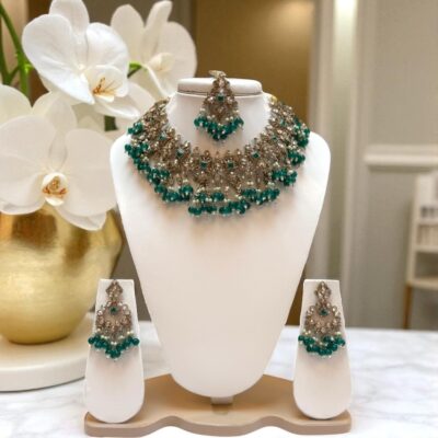 Silver base bridal jewellery set with clear zircon stones