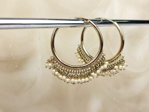 Small Clustered Pearl Hoop Earrings - Image 3