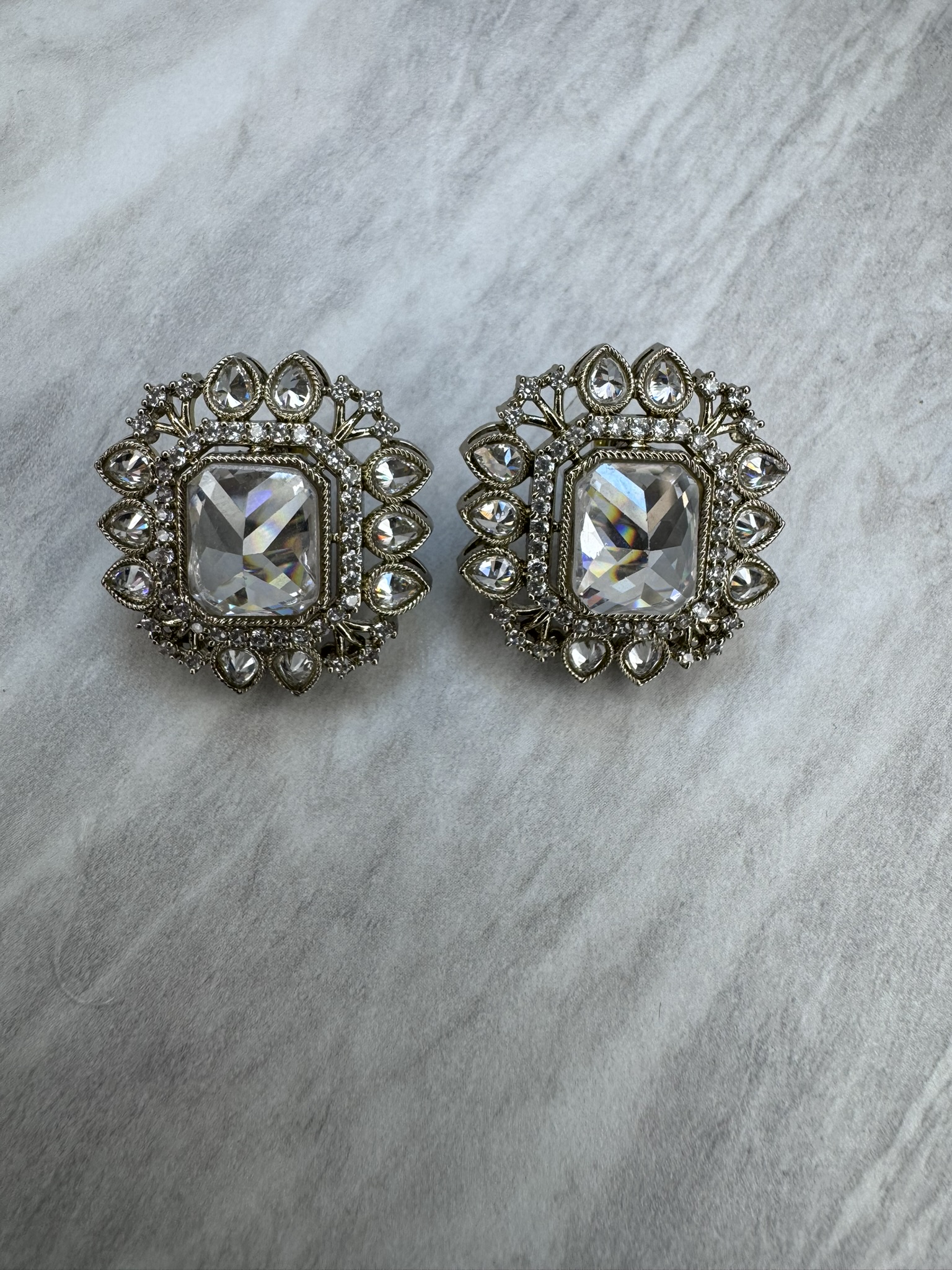 Antique Base Stud Earrings – Traditional Ethnic Party Wear Earrings for Women | 1.2 Inch Height & 1 Inch Width