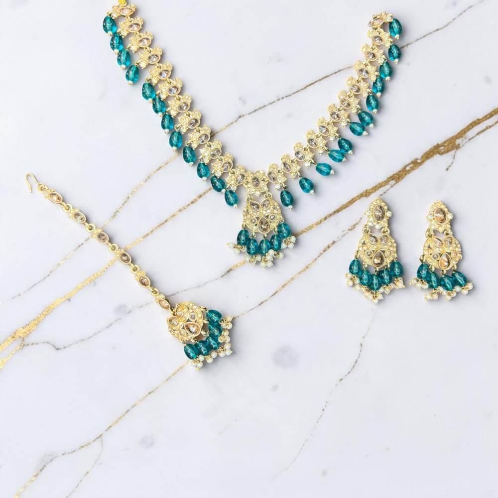 Luxury Bridal Necklace Set with Earrings and Tikka - Image 4
